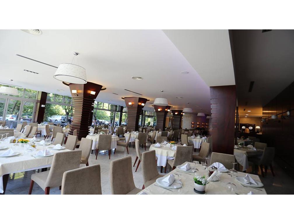 Hotel Voloreka Tushemisht Ngoại thất bức ảnh